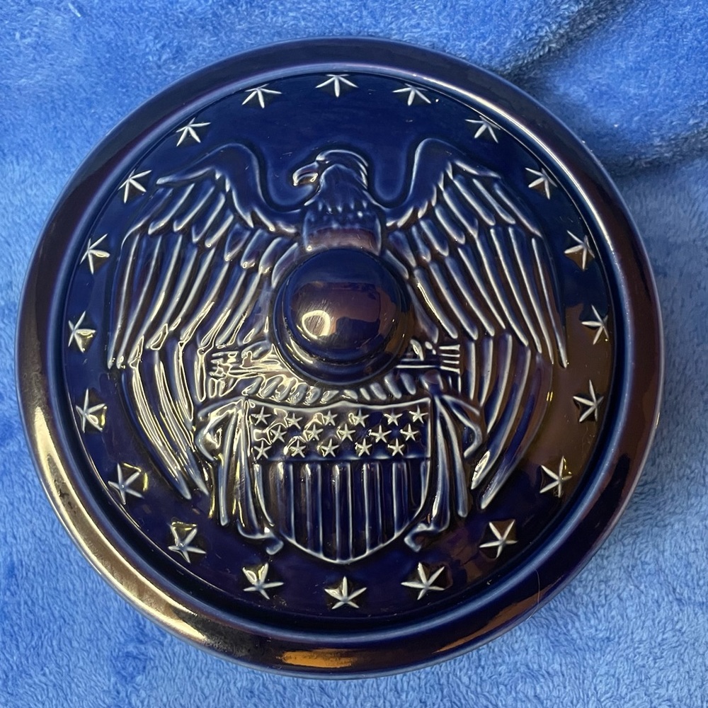 2002 Cobalt Blue Longaberger American Eagle Stars Covered Casserole Dish
